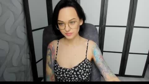 Snapshot of mirasky chatting on 03-10-25, 11:27 Mira online show from 03-10-25, 11:27