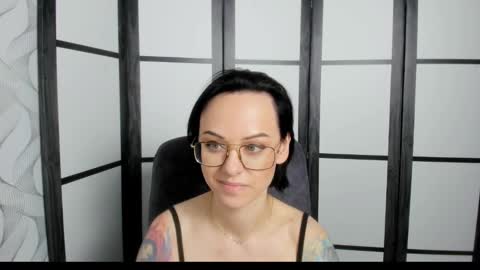 Snapshot of mirasky chatting on 03-12-25, 03:46 Mira online show from 03-12-25, 03:46