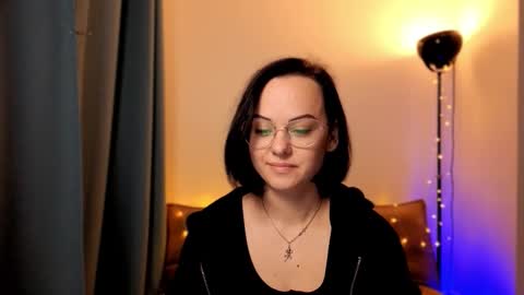 Snapshot of miraskyy chatting on 11-02-25, 05:26 MiraSkyy online show from 11-02-25, 05:26