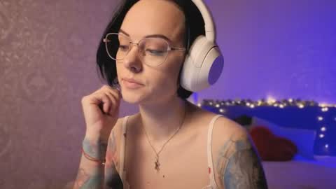 MiraSkyy online show from 08-01-26, 07:02