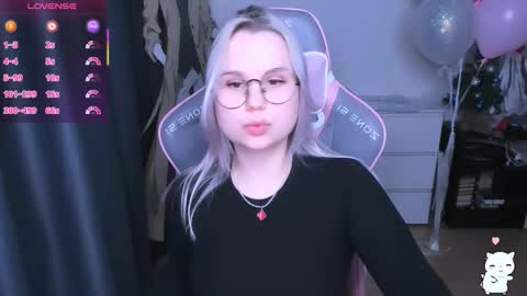 Kira online show from 02-09-26, 08:13