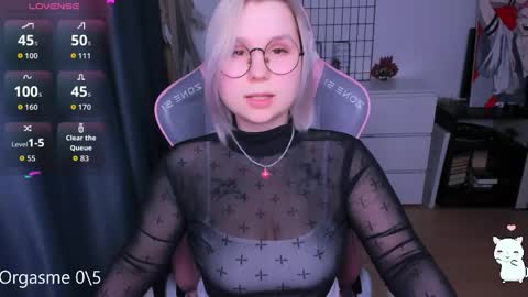 Kira online show from 04-14-26, 06:36