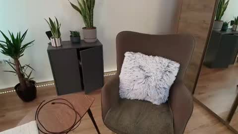 Mirela online show from 03-16-26, 05:44