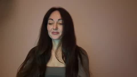 Snapshot of mirelisse chatting on 05-04-26, 07:32 Christina online show from 05-04-26, 07:32