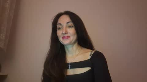 Snapshot of mirelisse chatting on 05-05-26, 08:28 Christina online show from 05-05-26, 08:28