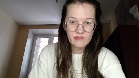 Mira online show from 02-26-25, 01:41