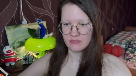 Snapshot of miriamor chatting on 06-23-26, 08:01 Mira online show from 06-23-26, 08:01
