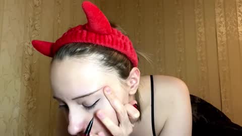 Snapshot of mirnapane chatting on 02-19-26, 07:54 Ria online show from 02-19-26, 07:54