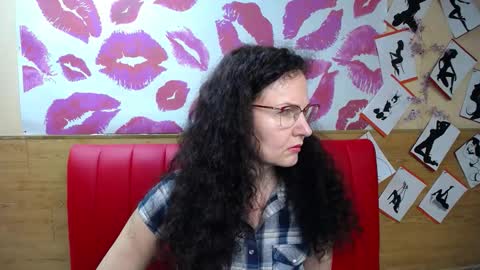 Snapshot of miroslava_happi chatting on 09-19-25, 06:04 Miroslava Happi online show from 09-19-25, 06:04