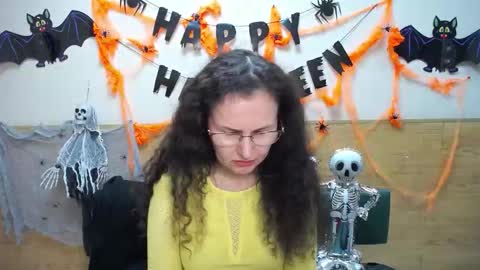 Snapshot of miroslava_happi chatting on 10-25-25, 05:48 Miroslava Happi online show from 10-25-25, 05:48