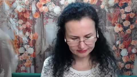 Snapshot of miroslava_happi chatting on 04-23-26, 06:14 Miroslava Happi online show from 04-23-26, 06:14