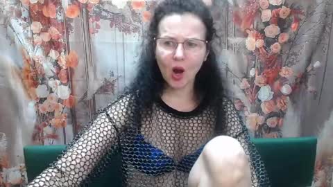 Snapshot of miroslava_happi chatting on 05-18-26, 06:08 Miroslava Happi online show from 05-18-26, 06:08