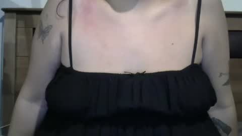 Snapshot of mirosxxxcvi chatting on 06-12-26, 04:55 Alexia online show from 06-12-26, 04:55
