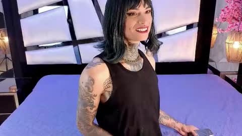 Snapshot of misakiseis chatting on 03-01-26, 01:02 online show from 03-01-26, 01:02