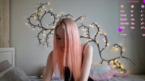 MisaMew online show from 02-16-26, 08:10