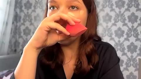 Snapshot of misasoupenjoyer chatting on 07-04-26, 02:23 Nika online show from 07-04-26, 02:23