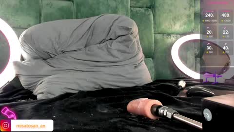 Snapshot of misatosan_ chatting on 12-03-24, 06:37 Annie dont forget to thumbs up me online show from 12-03-24, 06:37