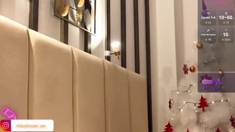 Snapshot of misatosan_ chatting on 01-10-25, 01:09 Annie dont forget to thumbs up me online show from 01-10-25, 01:09