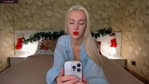 mishapallmer online show from 12-19-25, 10:00