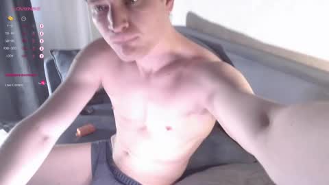 Snapshot of mishasiemens chatting on 05-10-26, 07:24 mishasiemens online show from 05-10-26, 07:24