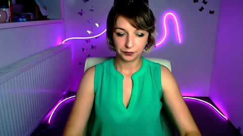 Mishelle online show from 07-16-26, 05:46