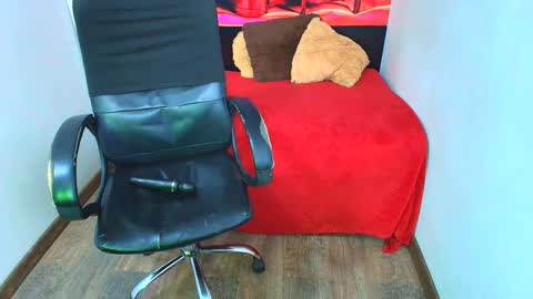 Mishka online show from 01-25-25, 09:04