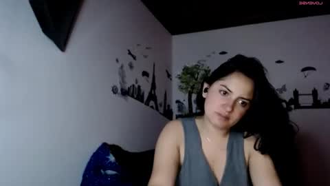 Snapshot of misnicol chatting on 01-13-26, 11:15 Nicol online show from 01-13-26, 11:15