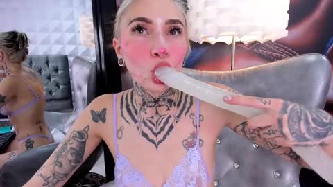 miss___angel online show from 02-25-25, 05:58