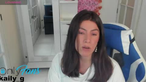 miss_adams01 online show from 04-17-26, 06:33