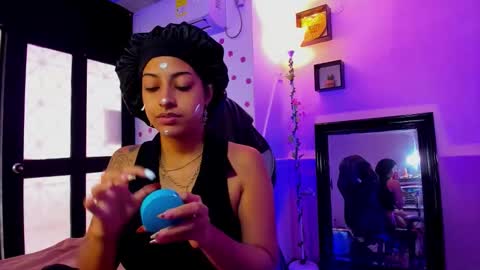 Akemi 3 online show from 10-15-25, 01:11