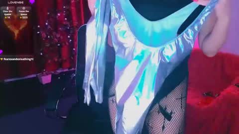 Snapshot of miss_alice_silver chatting on 05-30-26, 06:27 miss_alice_silver online show from 05-30-26, 06:27