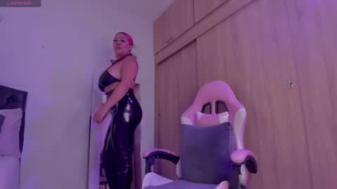 Snapshot of miss_amarantha1 chatting on 04-13-26, 12:10 A M A R A N T H A online show from 04-13-26, 12:10