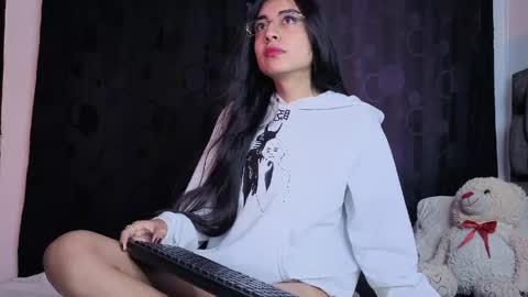 miss_angel0 online show from 05-31-26, 10:44
