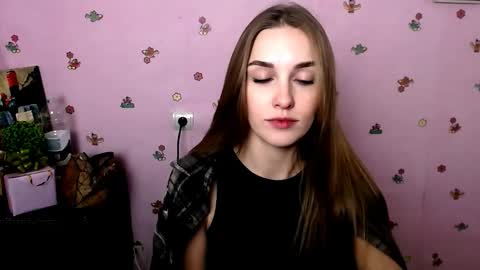 Snapshot of miss_angelina_ chatting on 01-12-26, 06:40 Angelina online show from 01-12-26, 06:40