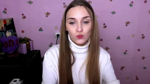 Snapshot of miss_angelina_ chatting on 01-17-26, 07:35 Angelina online show from 01-17-26, 07:35