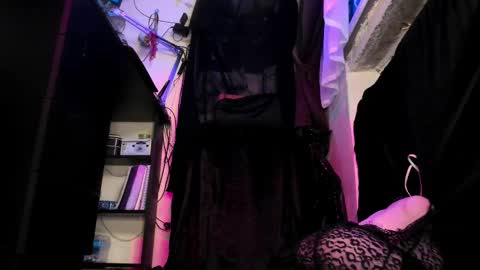 missAsmodeus online show from 02-13-25, 09:17