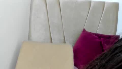 miss_big_ass21 online show from 10-24-25, 10:50