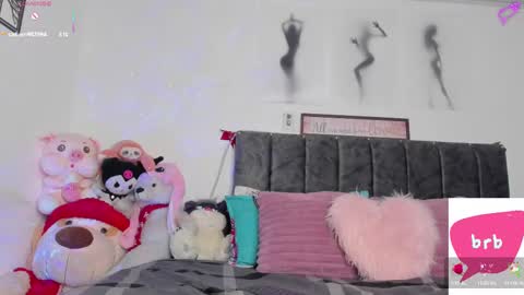 Snapshot of miss_brunette_ chatting on 03-07-25, 02:46 lucy 3 online show from 03-07-25, 02:46