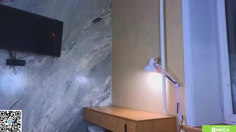 Snapshot of miss_bubbles chatting on 03-02-26, 12:24 Sandy online show from 03-02-26, 12:24