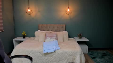 Cataleya online show from 12-16-25, 11:48