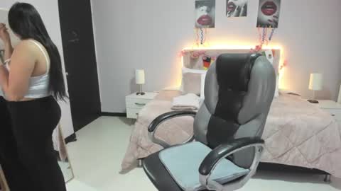Cataleya online show from 07-20-26, 12:29