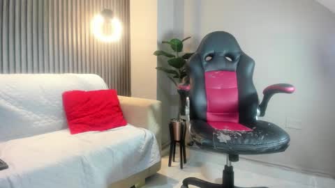 Snapshot of miss_charlott12 chatting on 09-27-25, 07:41 miss_charlott12 online show from 09-27-25, 07:41