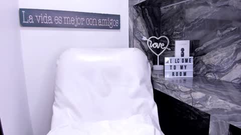 Danika online show from 02-15-25, 11:06