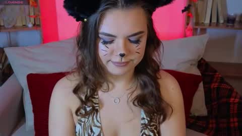 Cordelia  online show from 10-23-25, 12:10