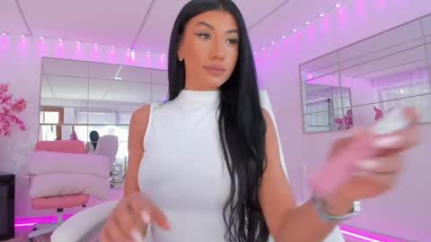 Snapshot of miss_diamond__ chatting on 04-27-26, 07:50 miss_diamond__ online show from 04-27-26, 07:50