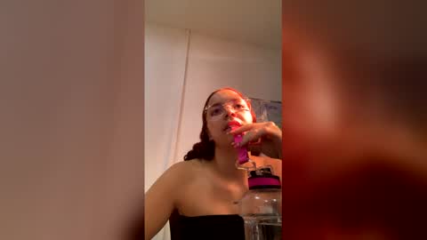 Snapshot of miss_dior1 chatting on 02-14-26, 02:03 miss_dior1 online show from 02-14-26, 02:03