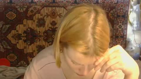 Elis online show from 11-28-25, 12:19