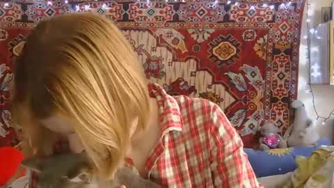 Elis online show from 02-19-26, 10:44