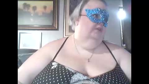 Snapshot of miss_ella_rose chatting on 05-16-26, 10:36 miss_ella_rose online show from 05-16-26, 10:36