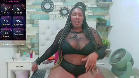 miss_evans_ online show from 04-22-26, 03:02